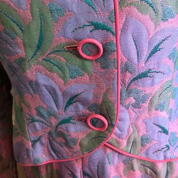 50s-60s Vintage Lucinda of California Iridescent Floral Skirt Suit - Picture 13 of 14